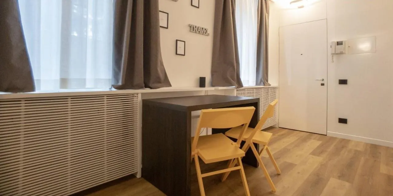 Madonnina Apartment ميلان إيطاليا